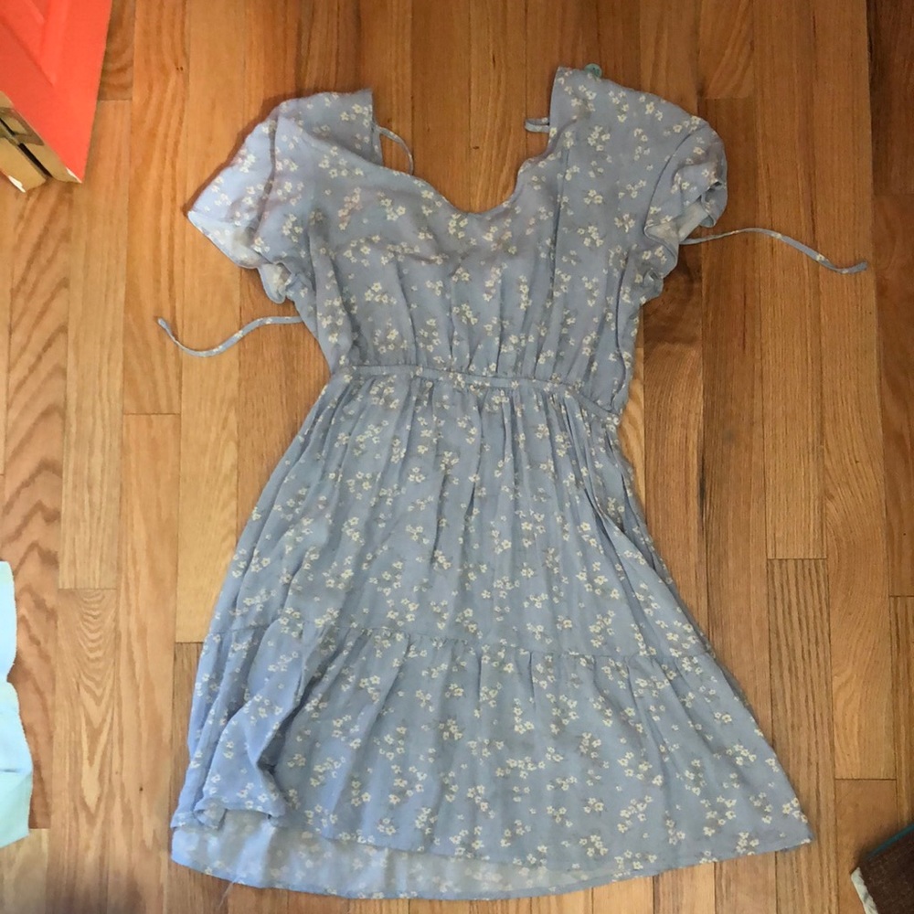 Summer dress with scrunched back and tie, short sleeved. Size medium